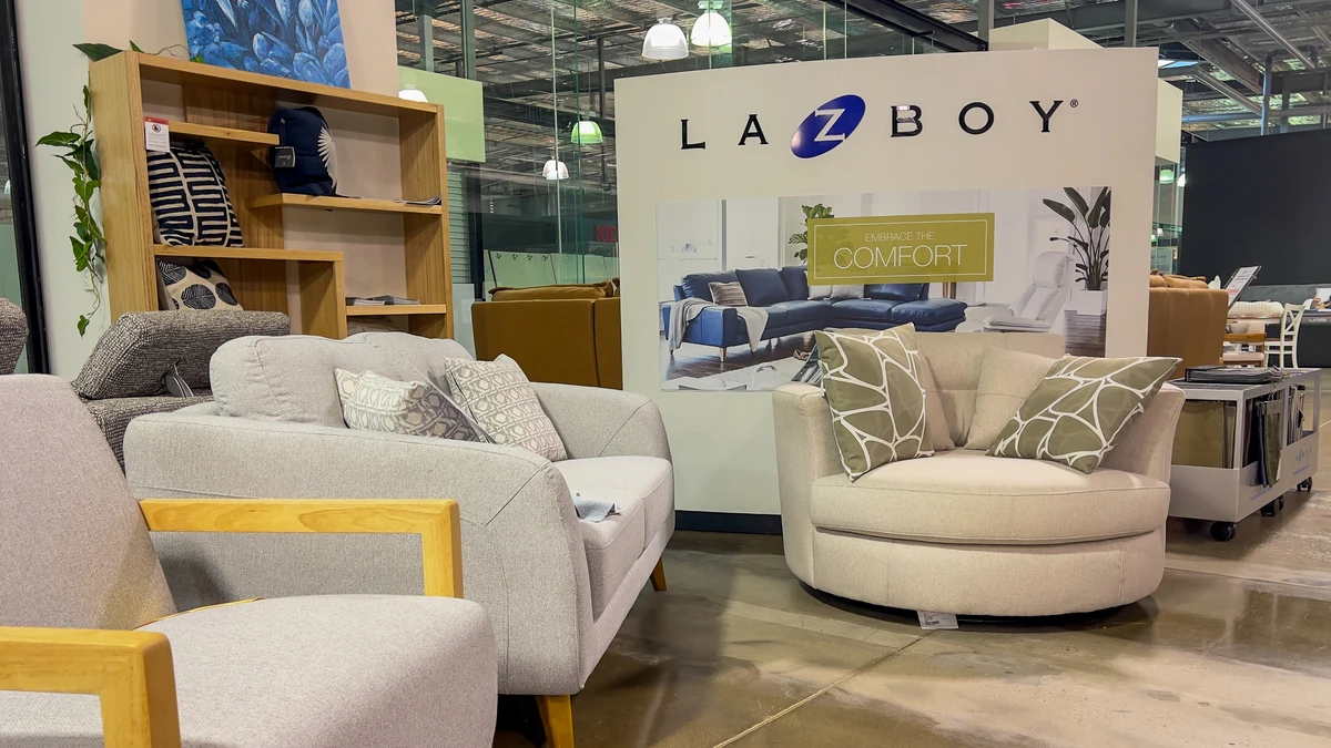 Quality lounge and dining furniture at V.I.P. Furniture and Bedding Cairns